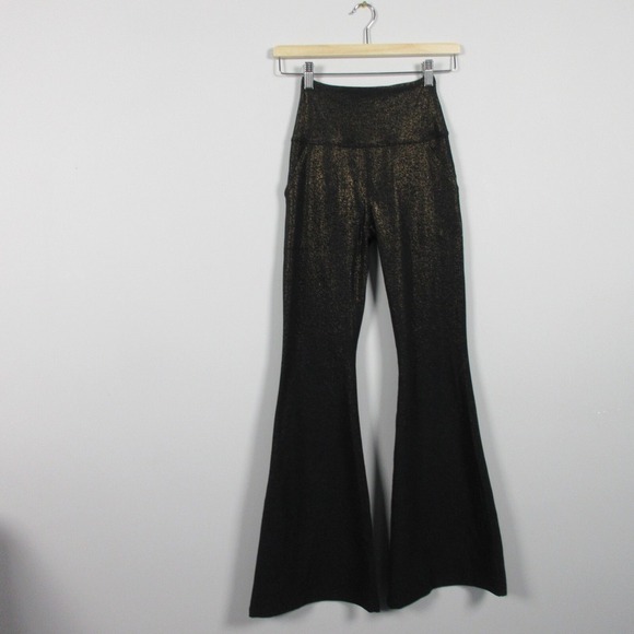 Beyond Yoga SoftShine All Day Flare Pants Women XS Black Gold Party Chic 316 - Picture 1 of 12